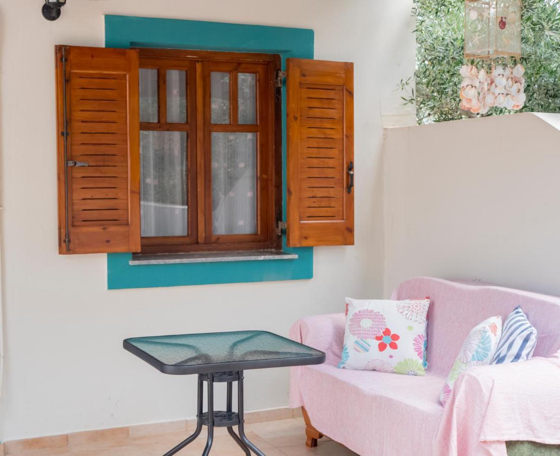 Makrýgialos Nikos & Joanna'S Appartments מראה חיצוני תמונה